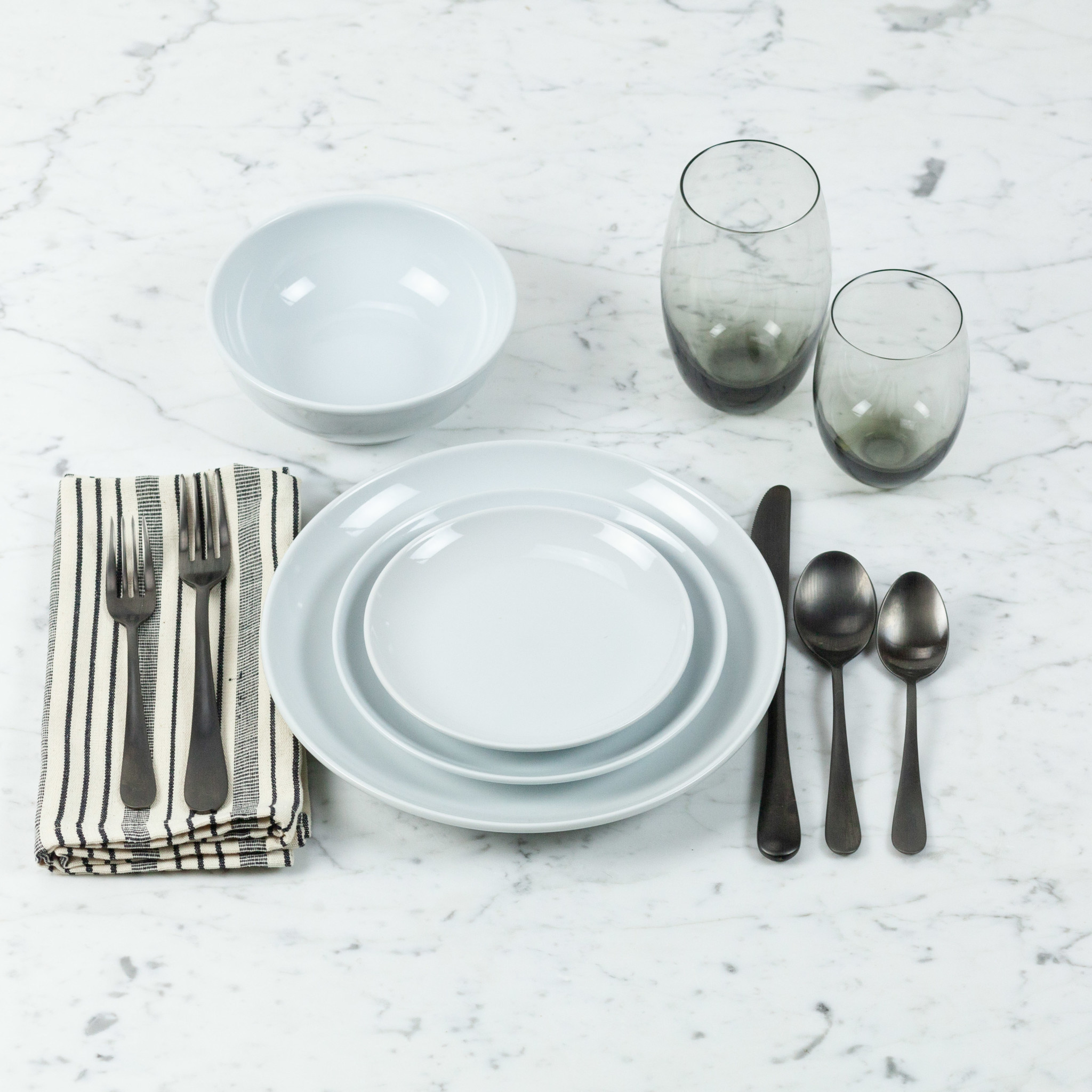 Common Everyday White Porcelain Plate - 6" Appetizer