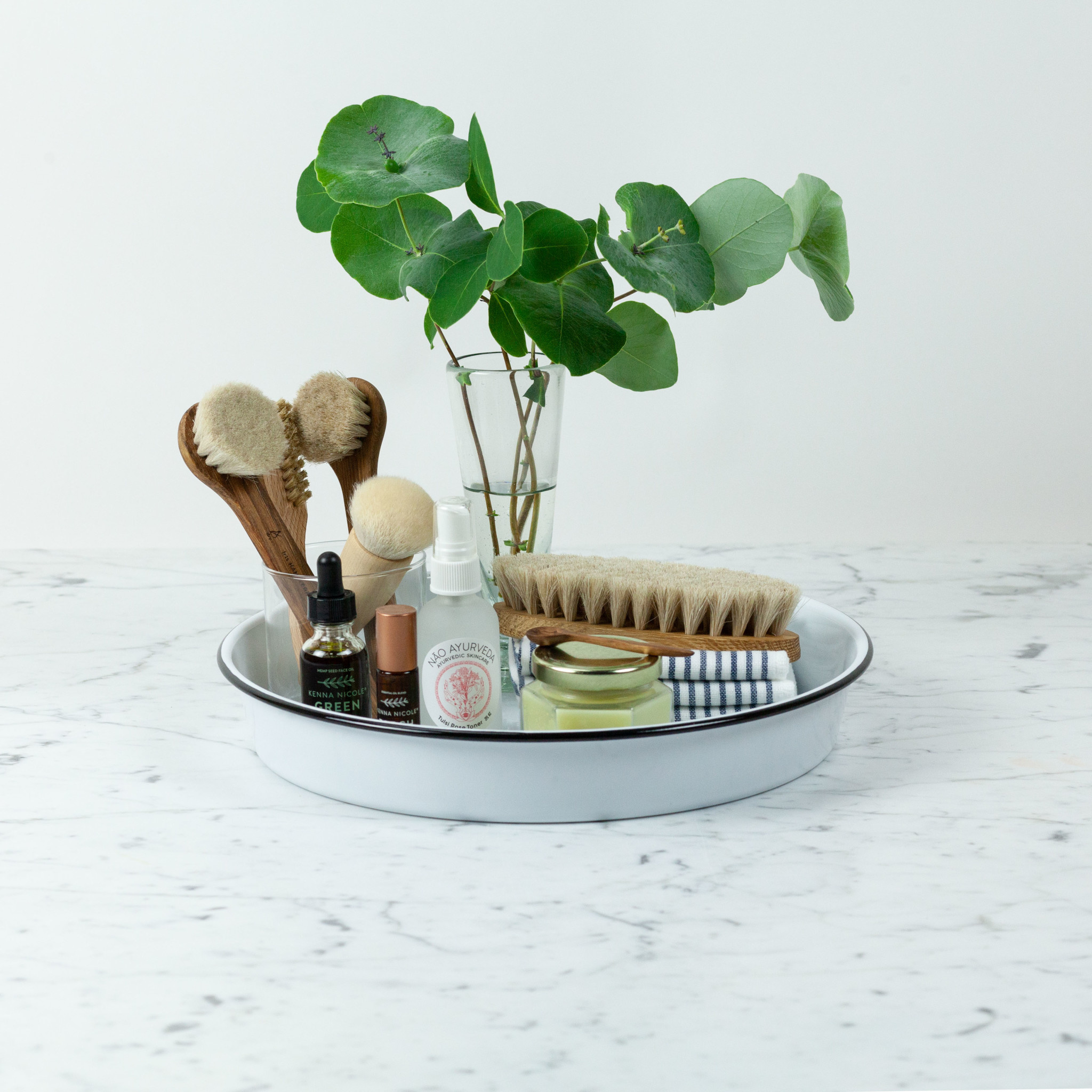 Iris Hantverk Swedish Handleless Oval Bath + Dry Body Brush- Soft Horsehair