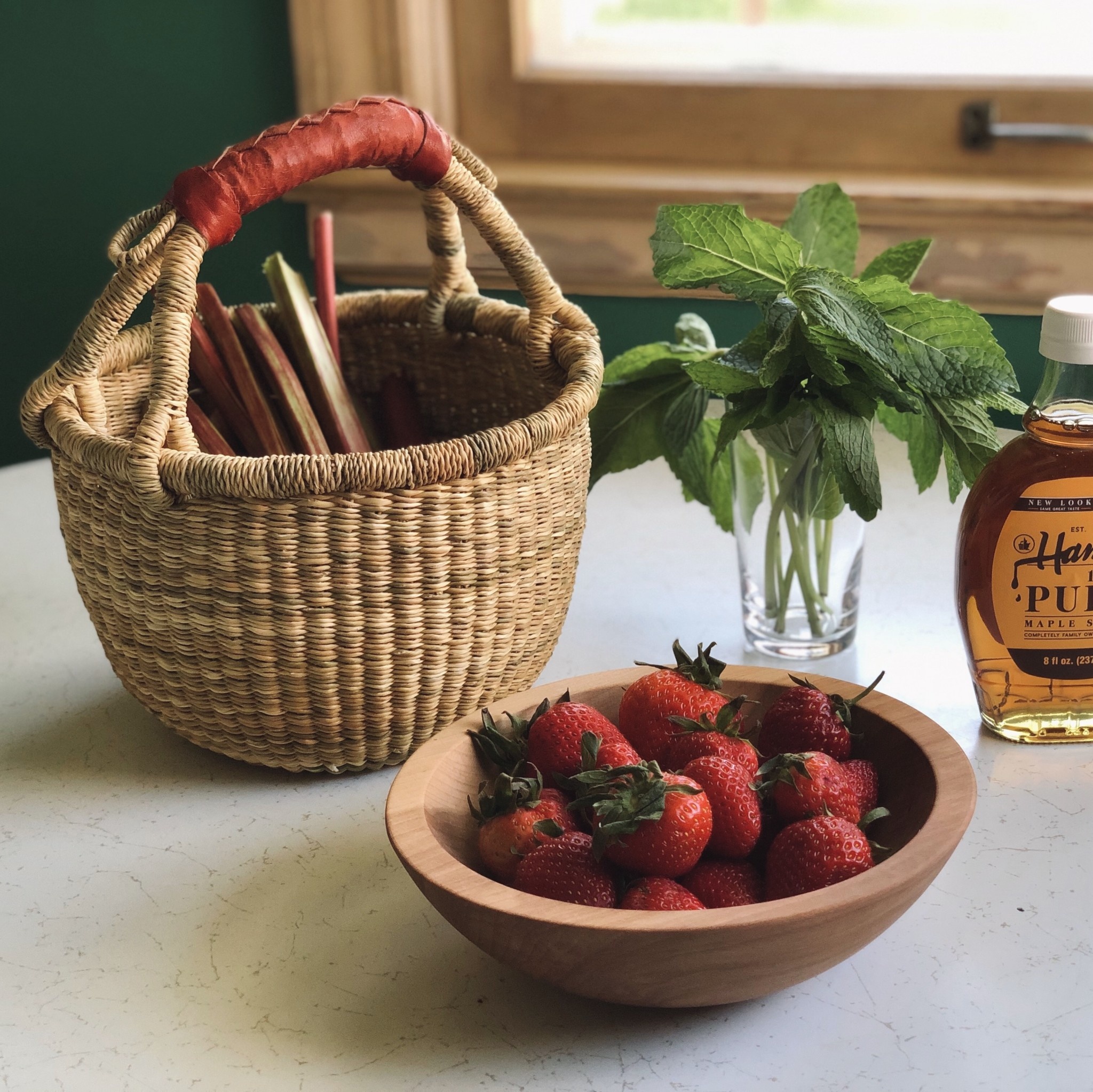 Bolga Baskets Children's Grass Bolga Basket with Leather Handle - 10"