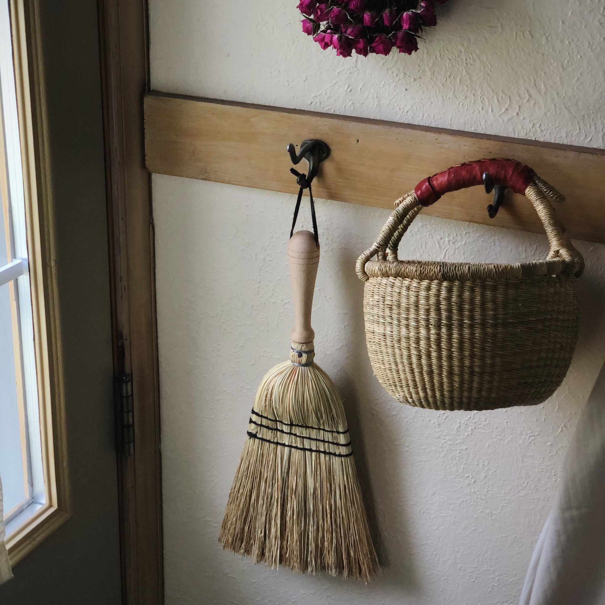 Bolga Baskets Children's Grass Bolga Basket with Leather Handle - 10"