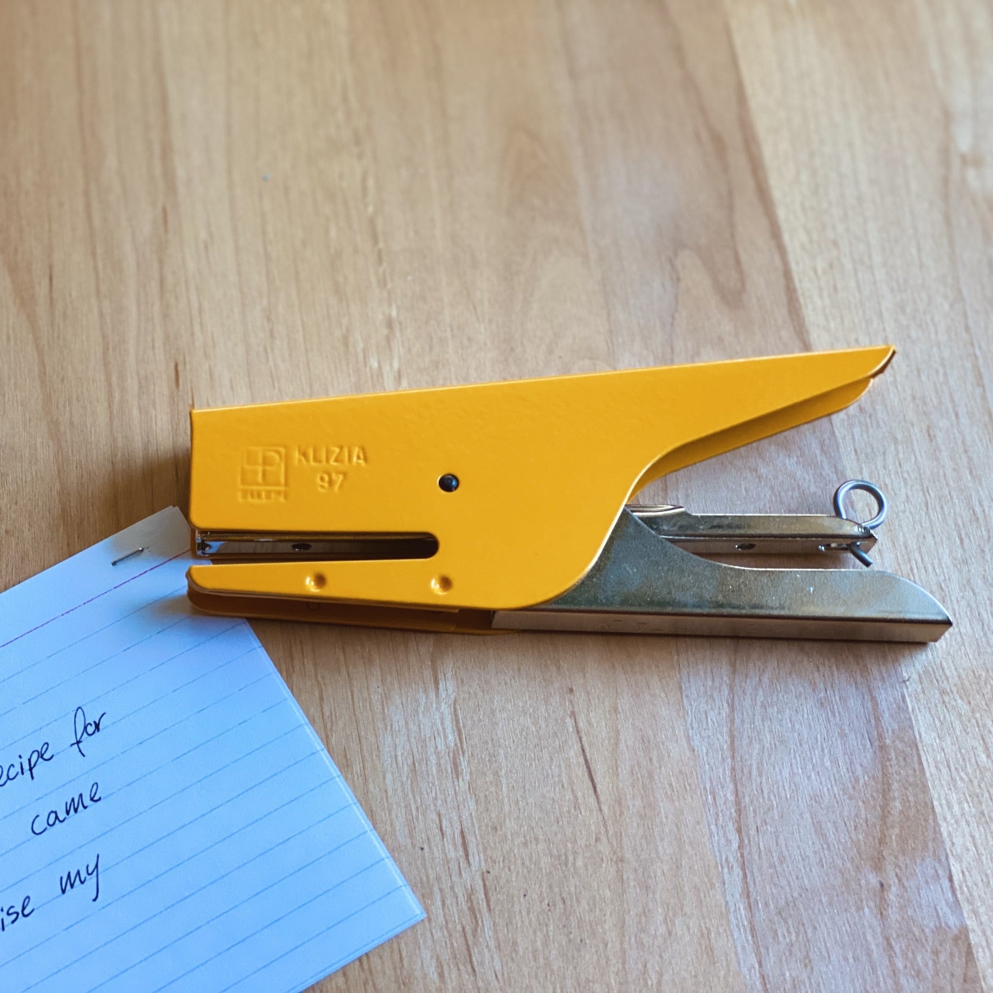 Ellepi Klizia 97 Italian Stapler- Yellow
