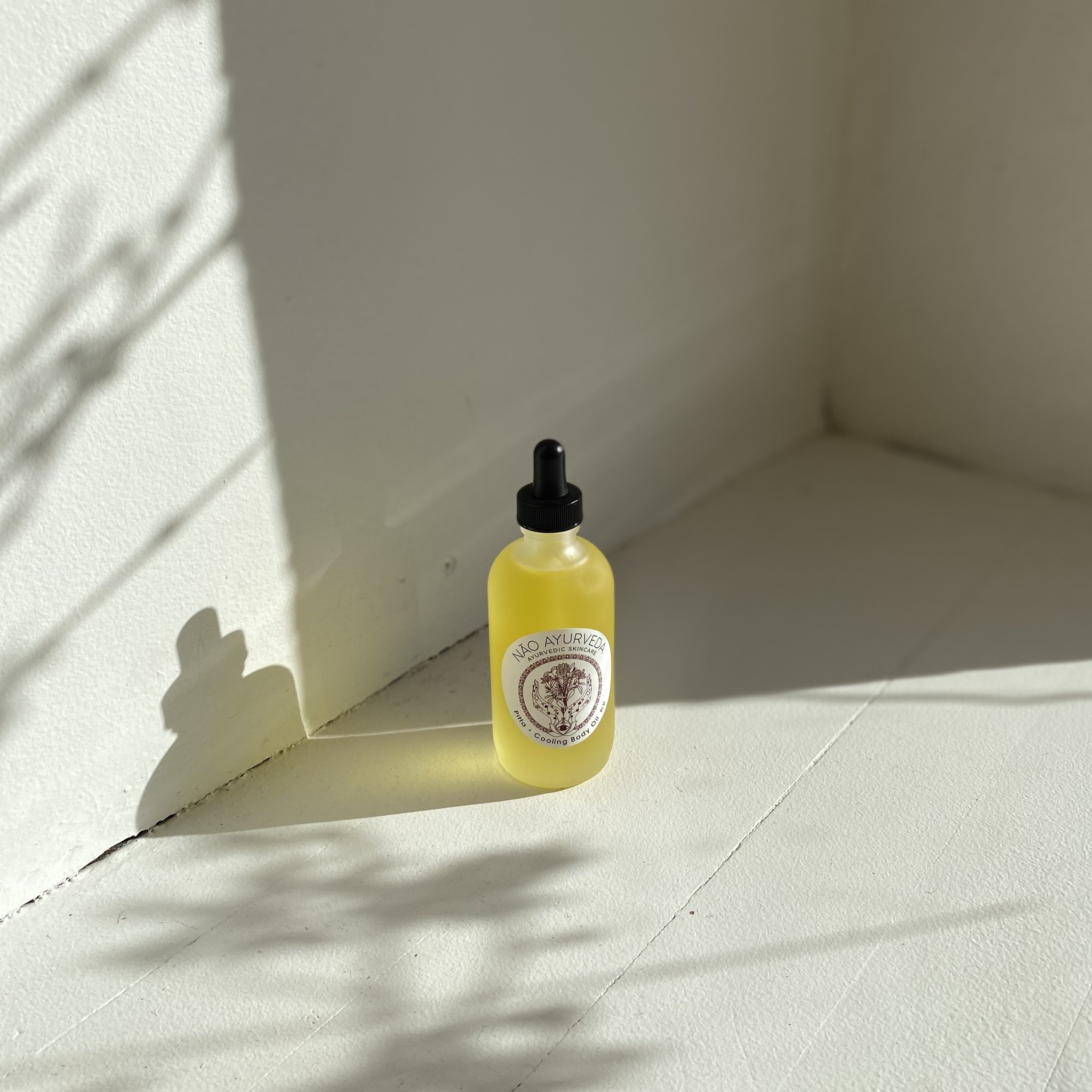 Nao Ayurveda Ayurvedic Body Oil - Pitta Cooling - 4 oz