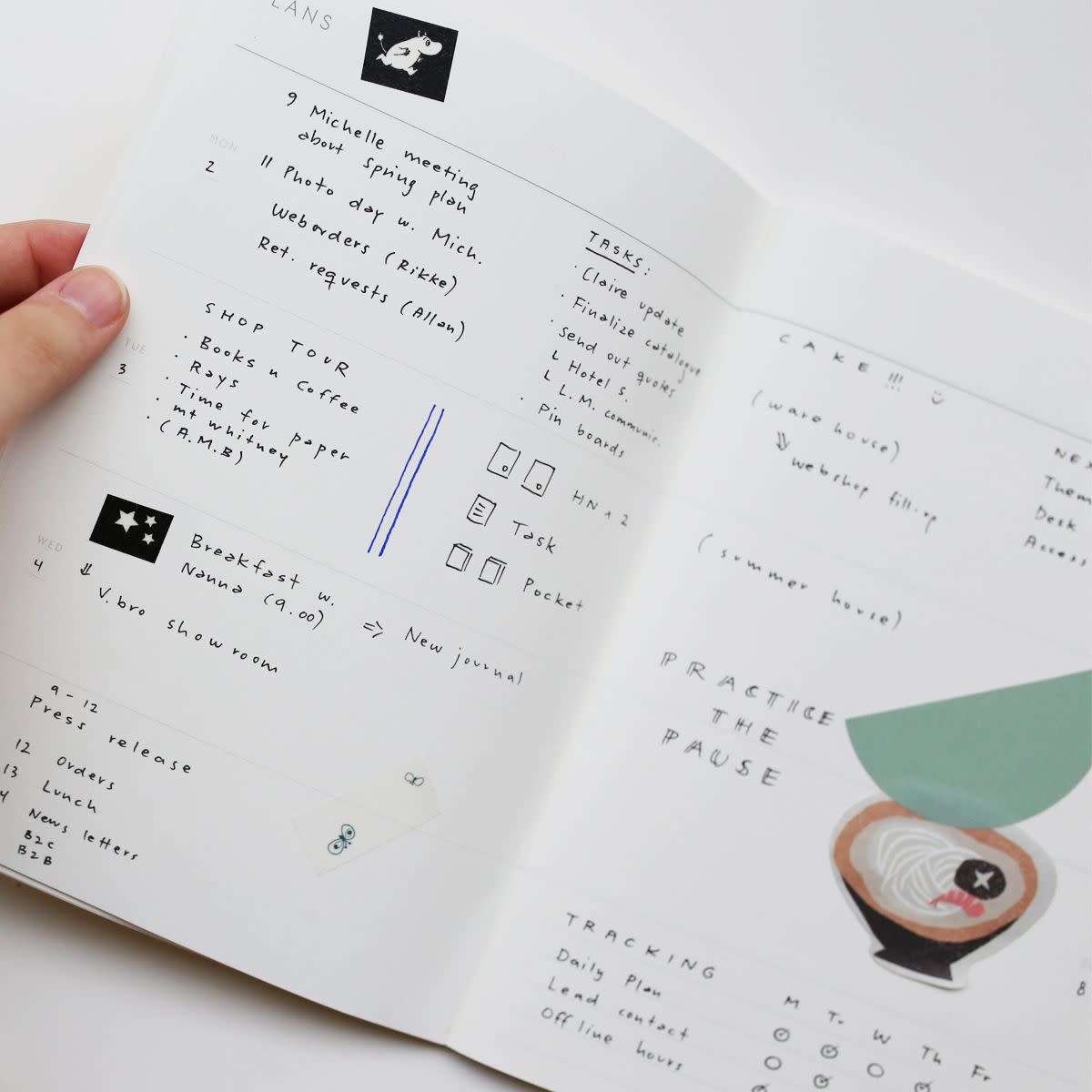 Simple Danish Weekly Planner Notebook - A5 - 6x8"
