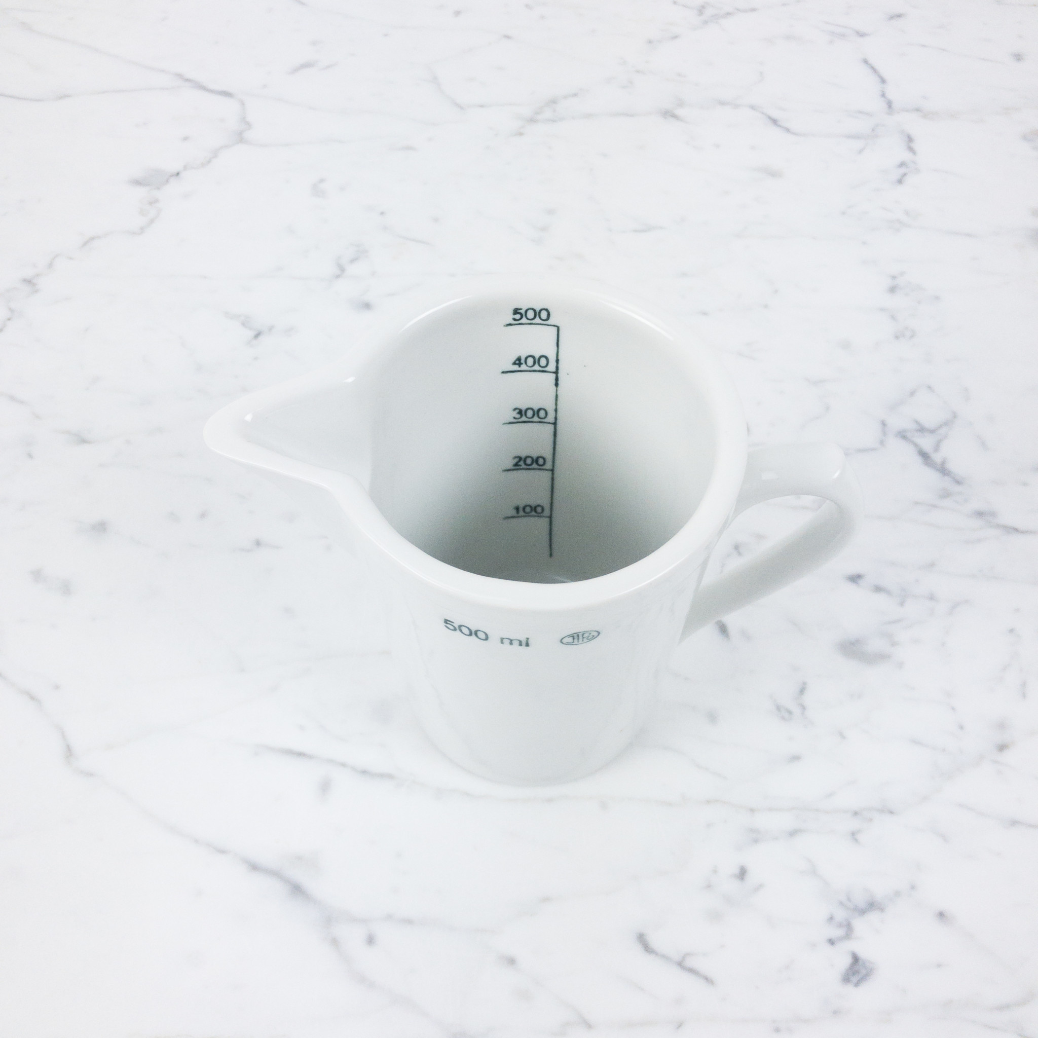 Jizerska Laboratory Porcelanka Laboratory Porcelain Heavy Handled Pitcher 500ml