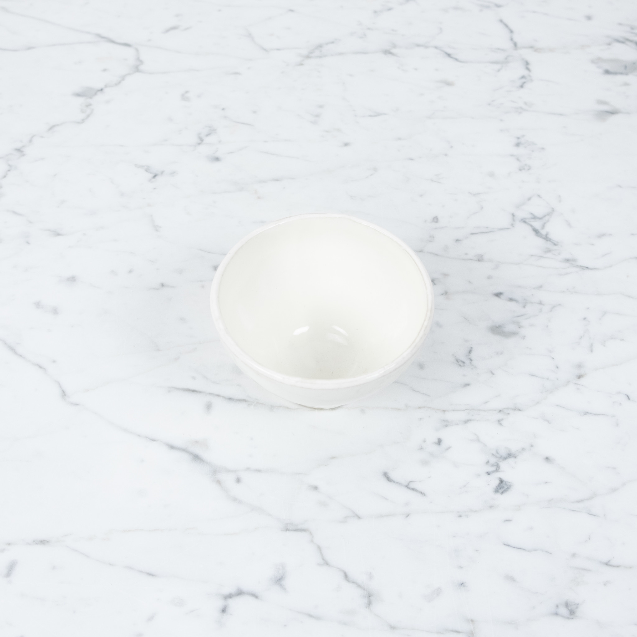 Marumitsu Poterie Japanese Ceramic Rice Bowl - White - Medium - 4.75"