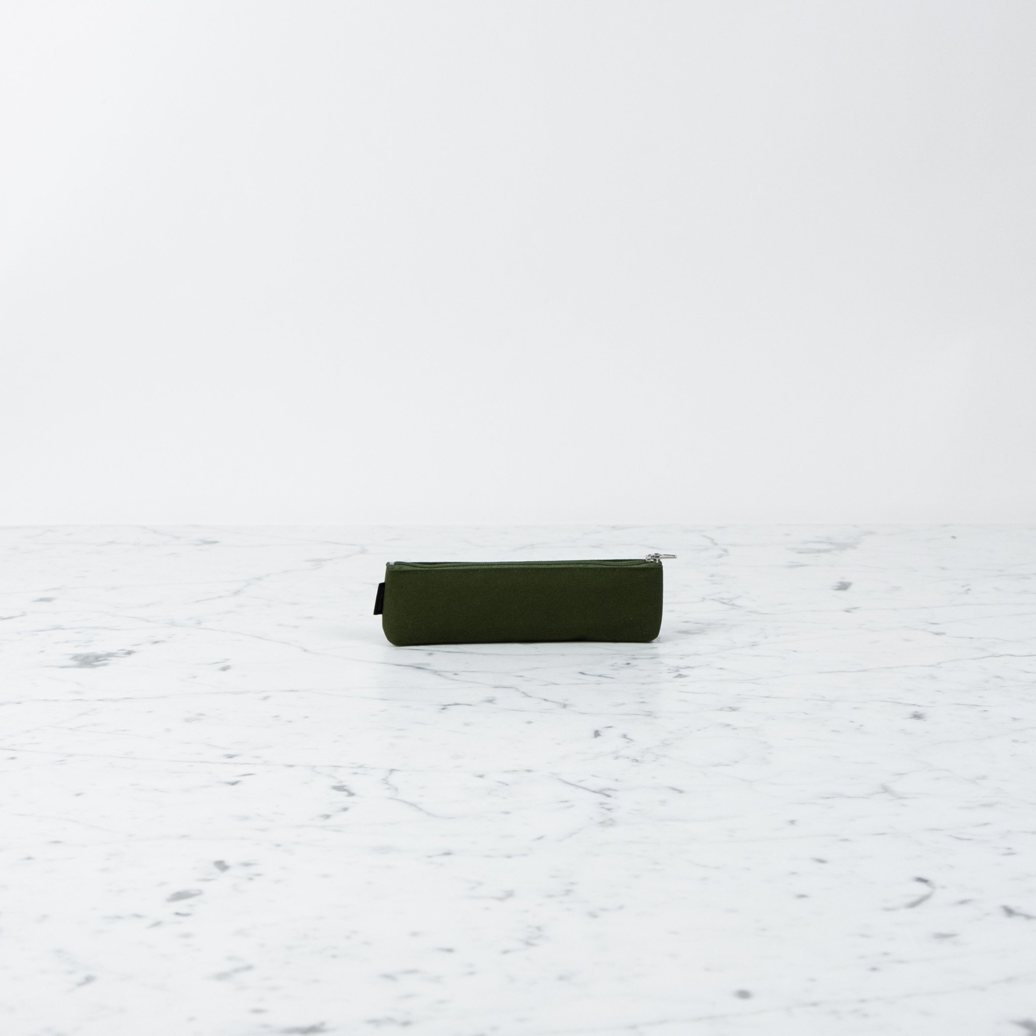 Delfonics Canvas Zipper Round Pouch - Olive