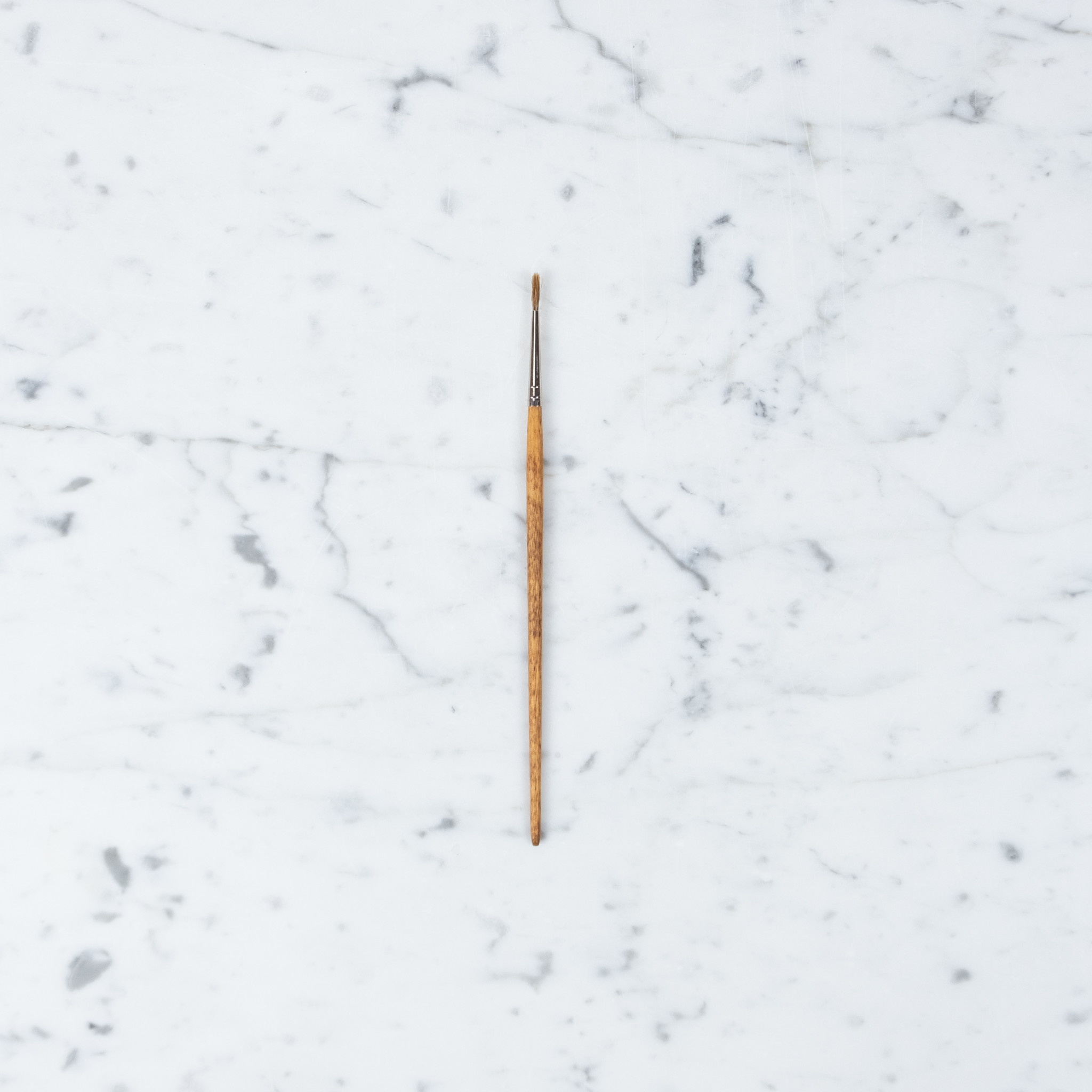 Brown Paintbrush with Cow Hair - Size 04 Round