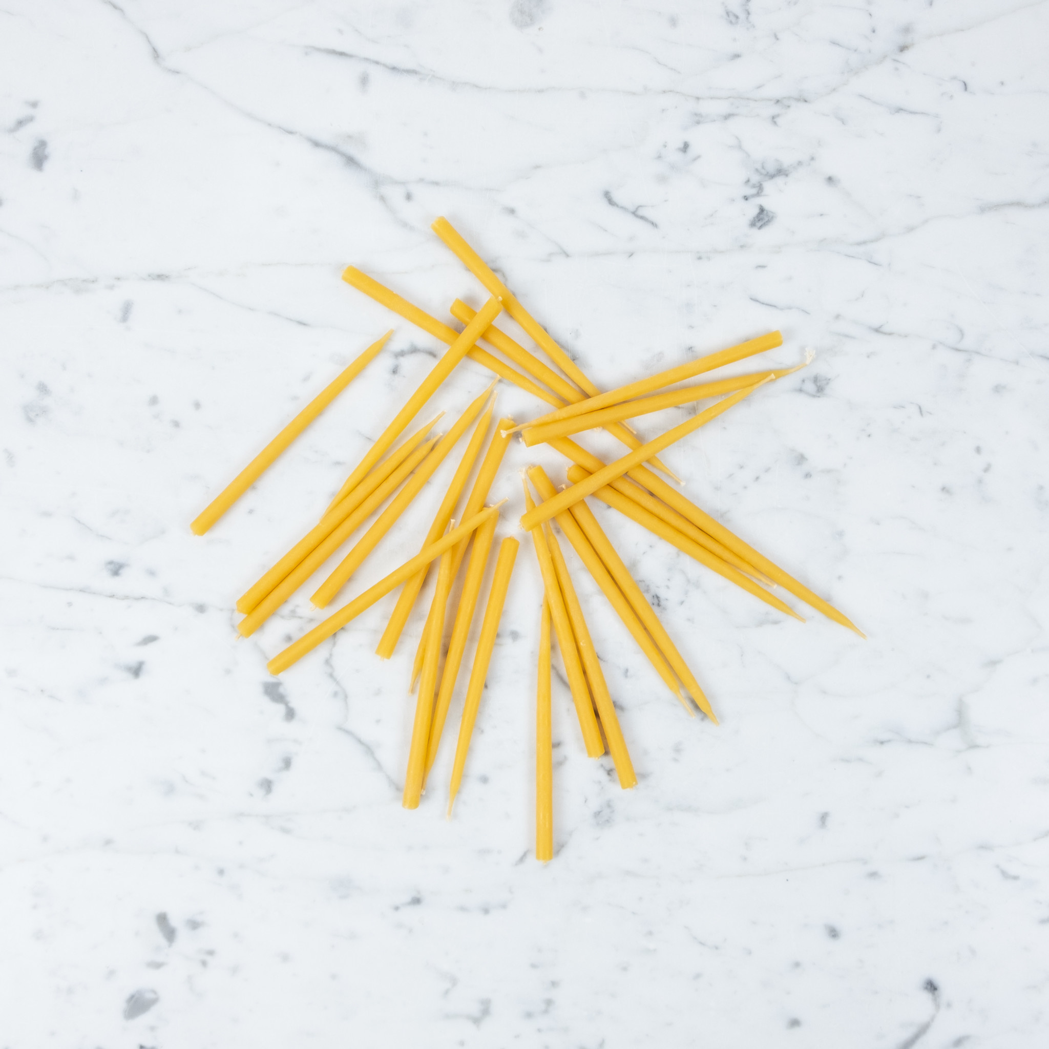 25 Beeswax Birthday Candles in a Wooden Box