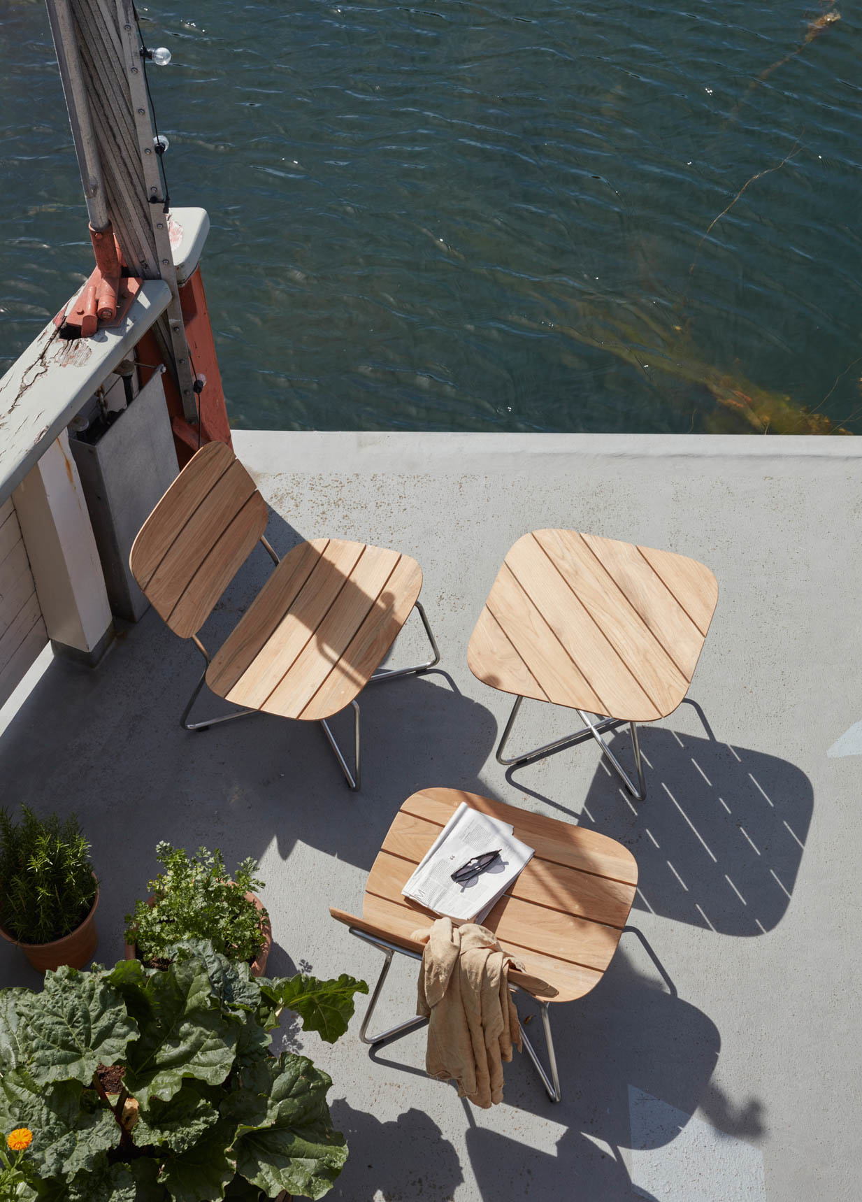 Skagerak Outdoor Lilium Lounge Table