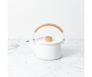 https://cdn.shoplightspeed.com/shops/625731/files/51559085/300x250x2/white-enamel-kettle-with-top-handle.jpg