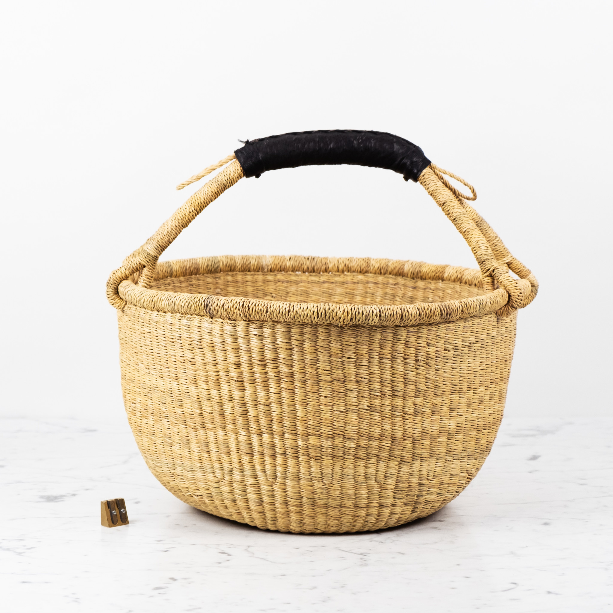 Bolga Baskets Natural Grass Bolga Shopper Basket with Handle - 15" x 18"