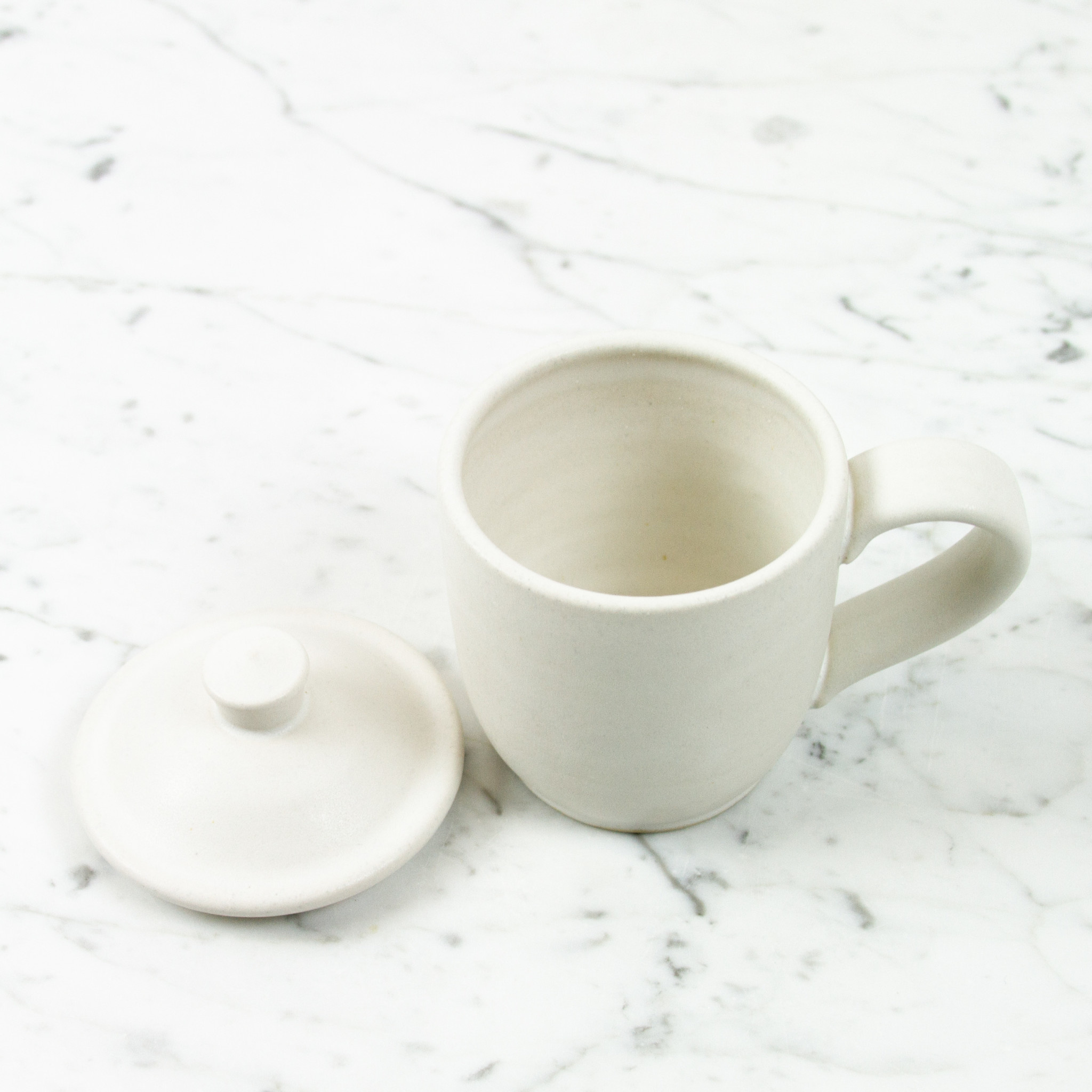 The Foundry Home Goods Foundry Classic Mug with Lid - Medium - Matte Glaze