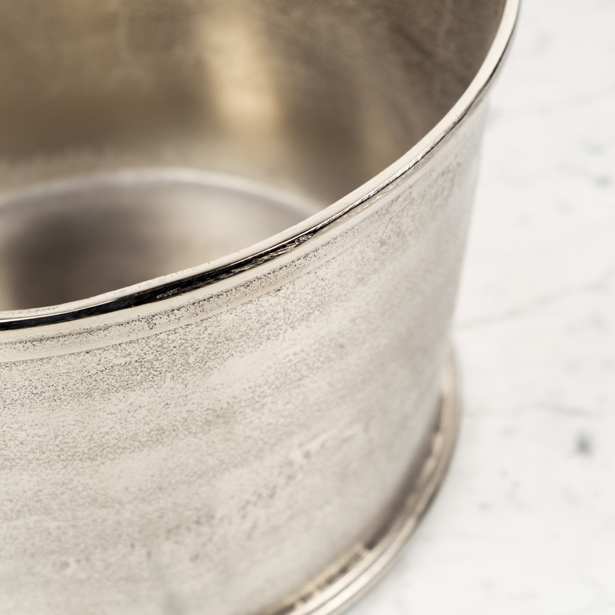 Round Champagne Bucket or Planter w. Handles - 11x15"