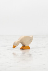 Holztiger Wooden Goose Eating