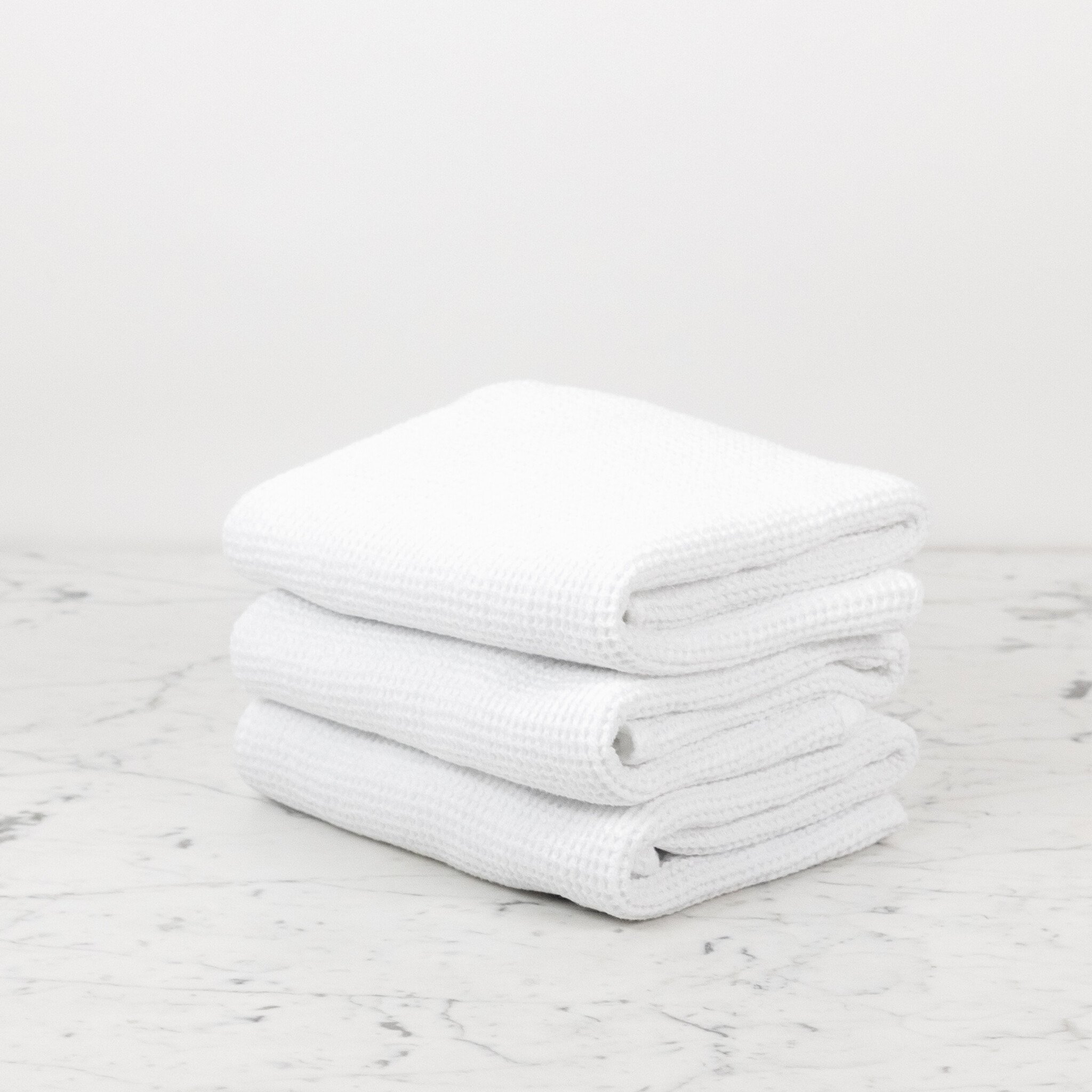 Linge Particulier French Linen + Cotton XL Waffle Compact Bath Towel - Optic White - 24 x 40"