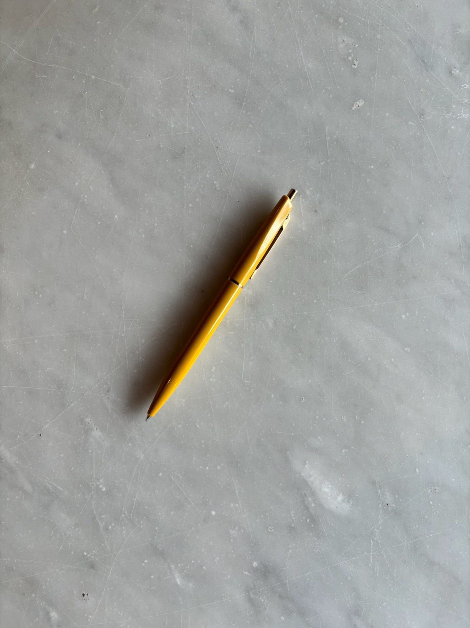 Anterique Oil-Based Ballpoint Pen - Mustard Yellow