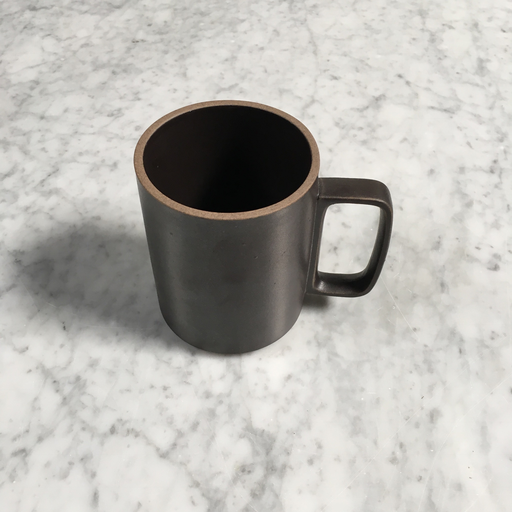 Hasami Hasami Porcelain Mug - Black - 3.3/8" x 4.1/8" Large HPB021