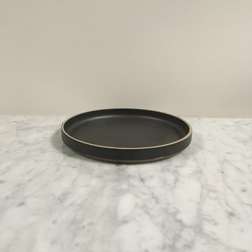 Hasami Hasami Porcelain Plate - Black - 7.3/8" x 7/8" HPB003