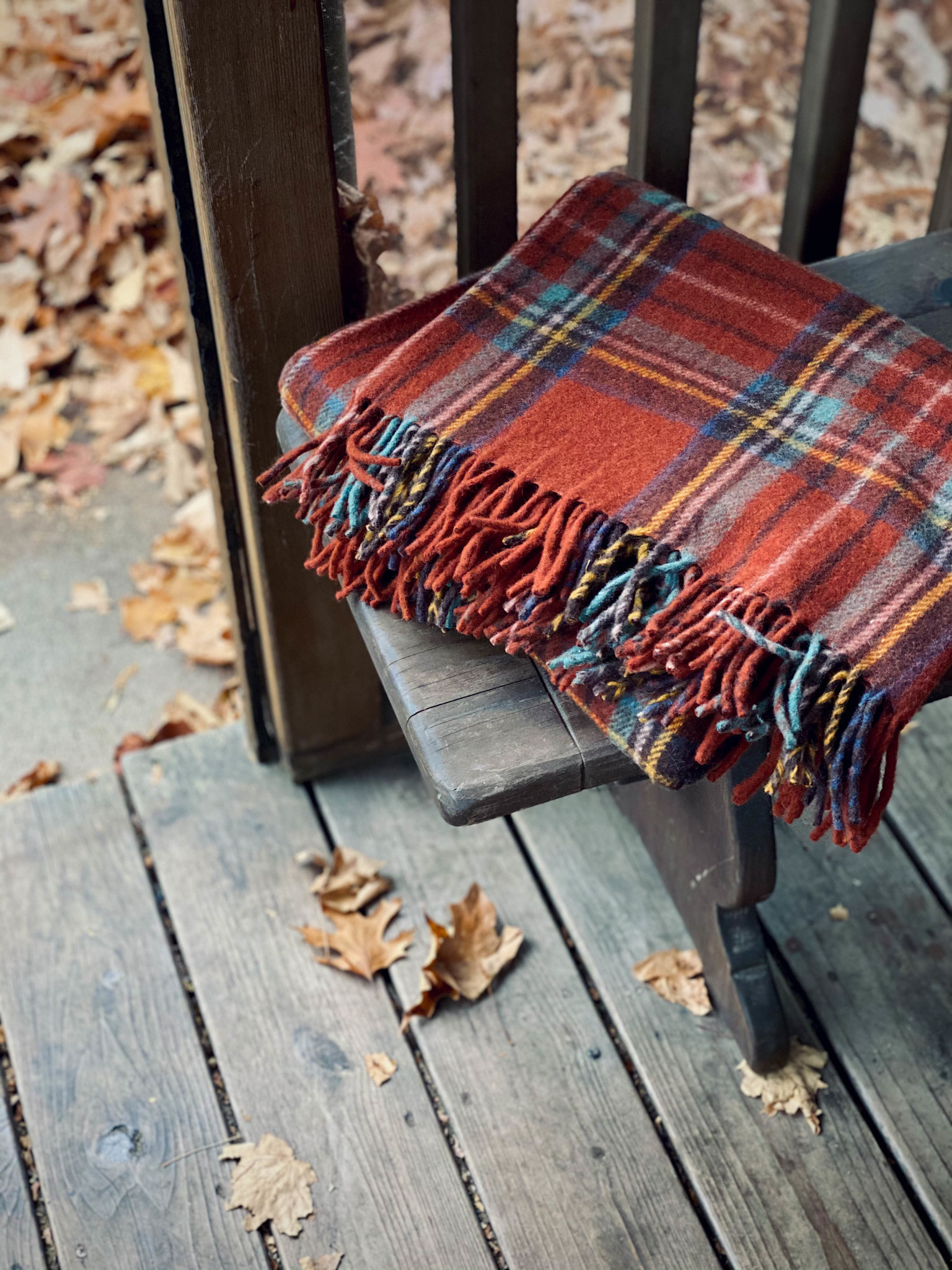 Highland Wool Tartan Throw Blanket Antique Royal Stewart 60x72in