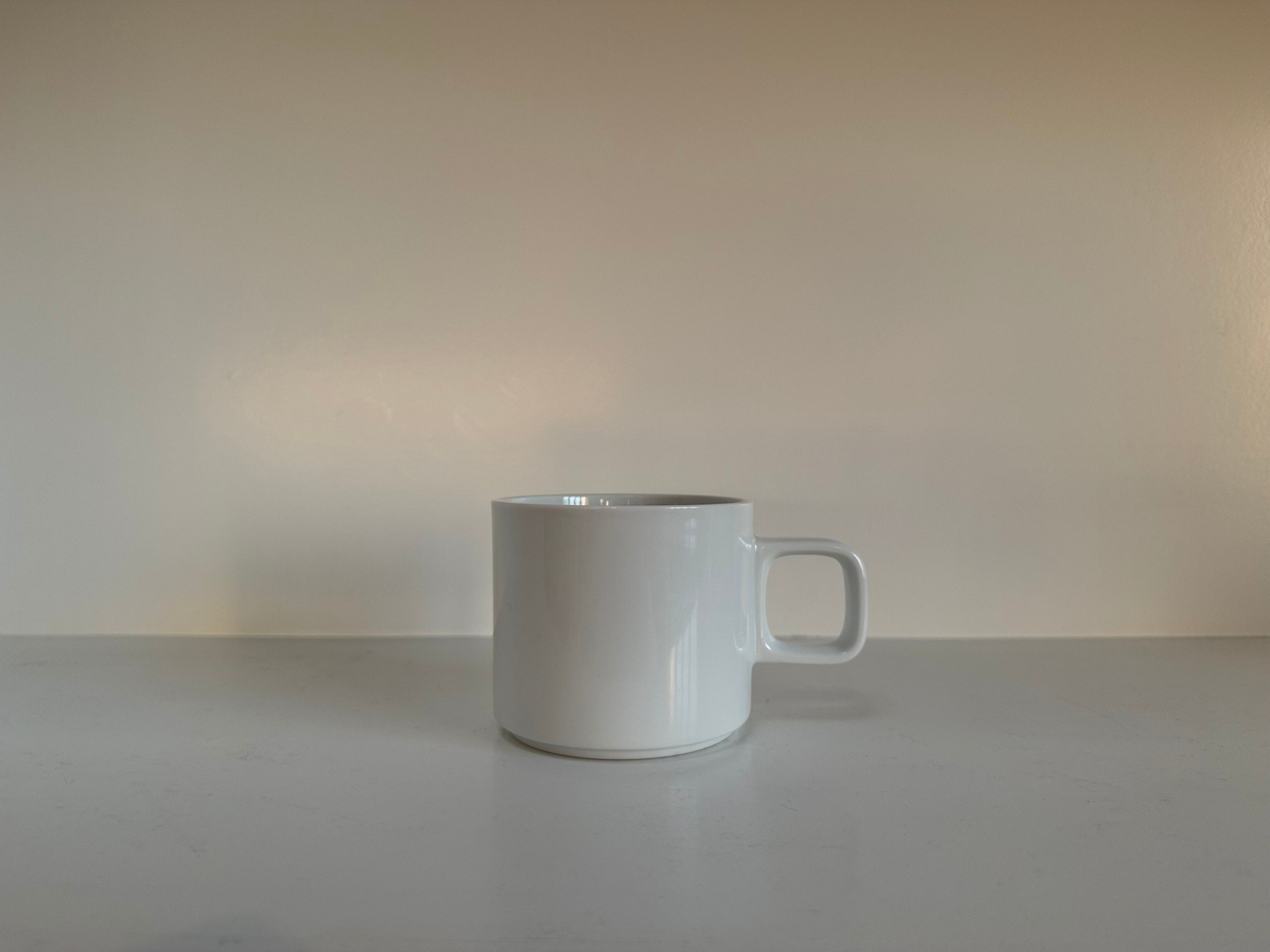 Hasami Hasami Porcelain Mug - White - 3.3/8" x 2.7/8" - Small  HPW019