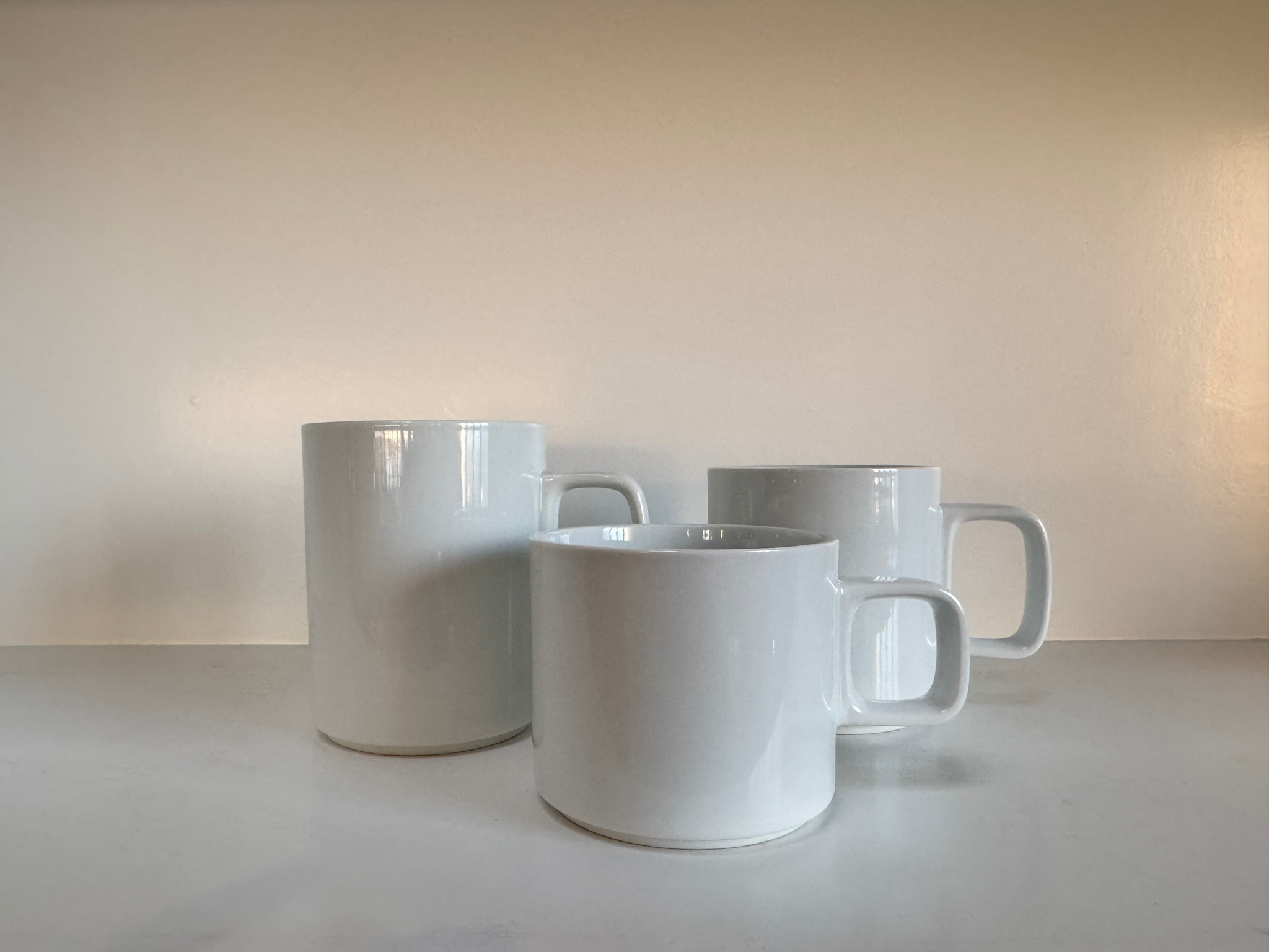 Hasami Hasami Porcelain Mug White - 3.3/8" x 4.1/8" Large HPW021