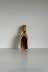 Olivewood Scoop with Knob End- Medium 5.5in