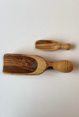 Olivewood Scoop with Knob End- Medium 5.5in