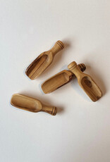 Olivewood Scoop with Knob End- Small 2.75in