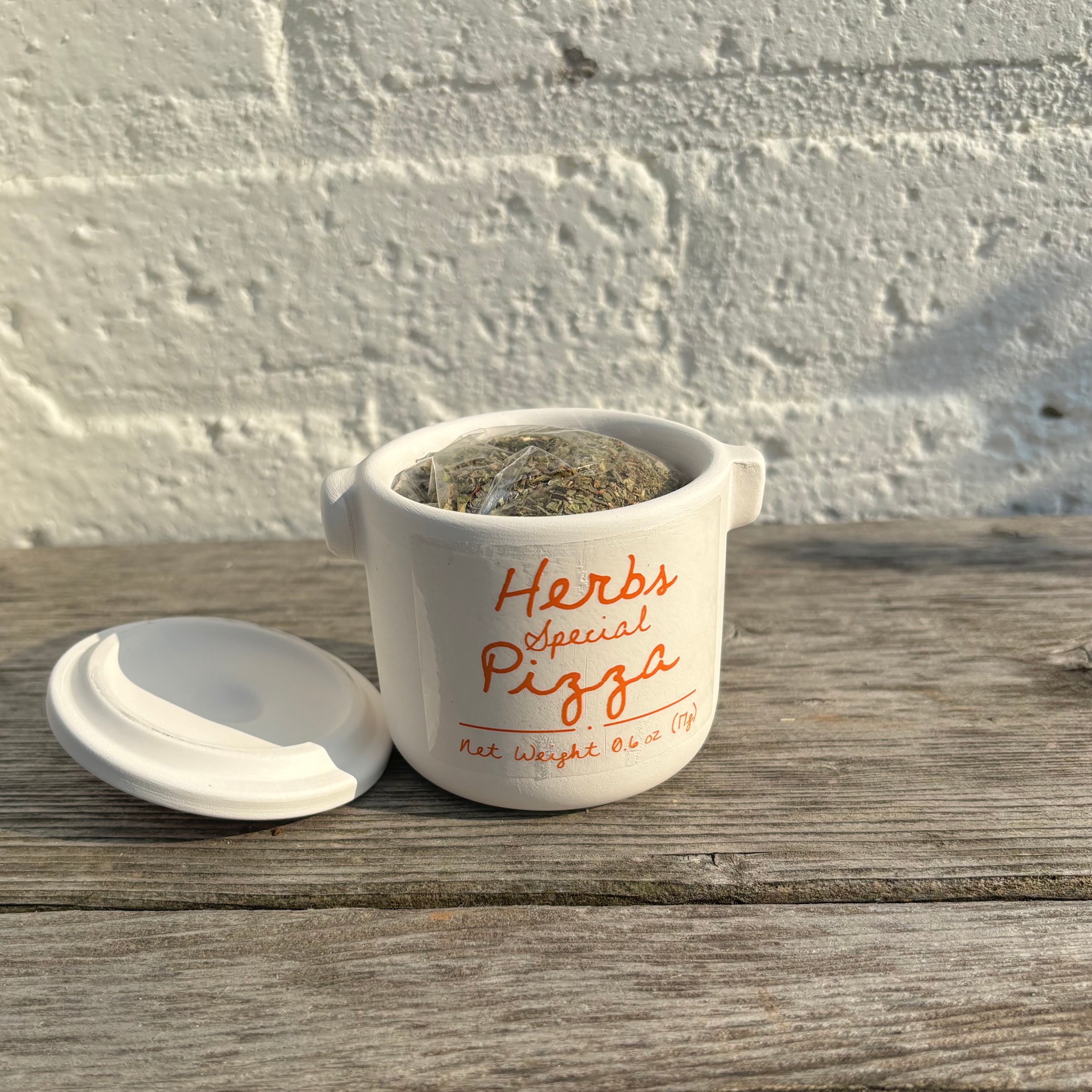 Aux Anysetiers du Roy Herbs for Pizza in Ceramic Jar - 0.7 oz