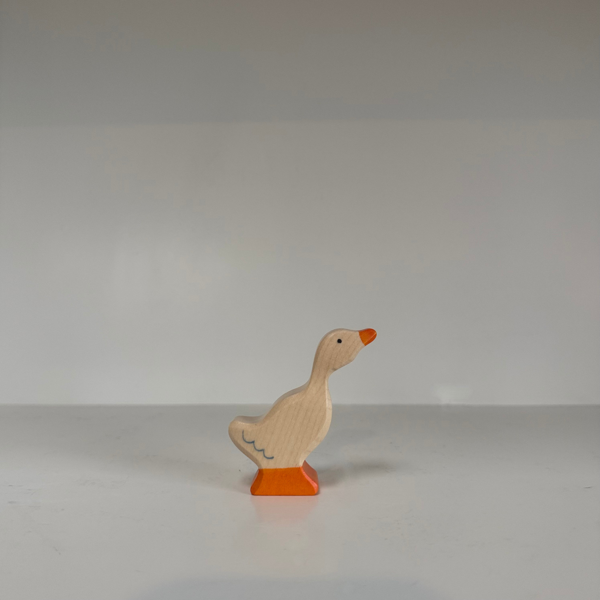 Holztiger Sweet Little Goose Standing