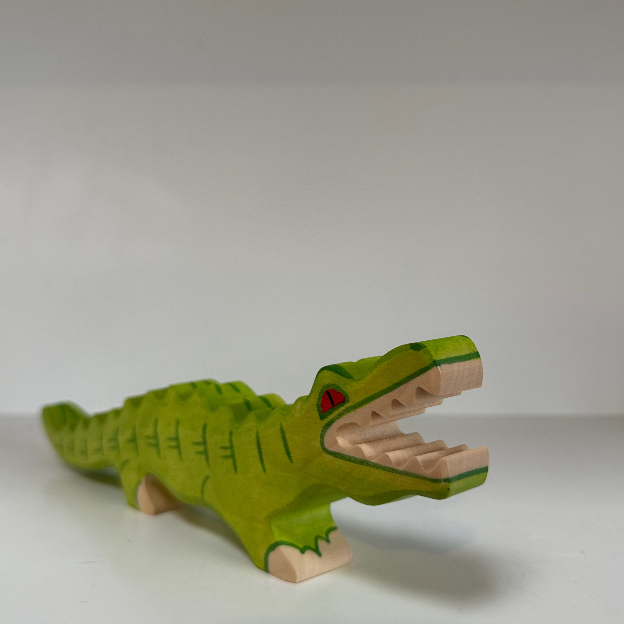 Holztiger Hungry Hungry Lime Green Crocodile