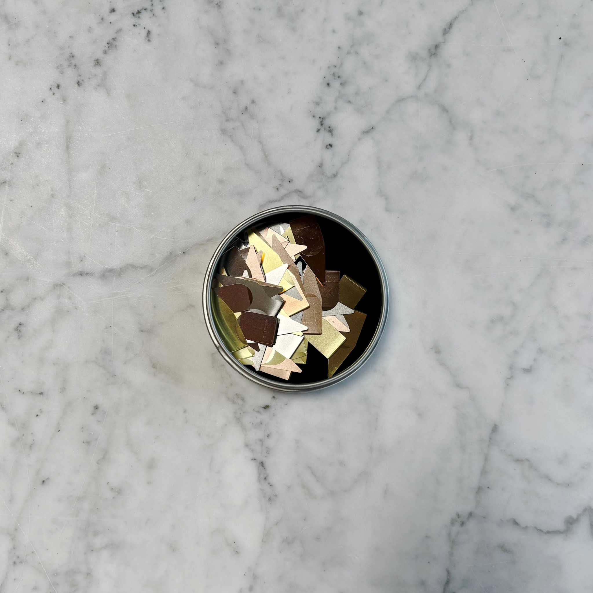 Tin of Book Darts Page Markers - Mixed Metals 50ct