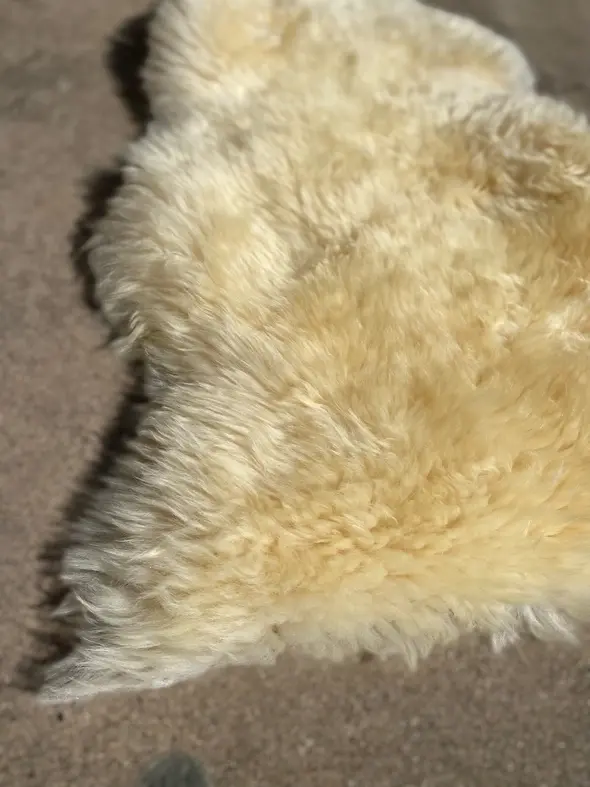 Natural White Rustic Sheepskin