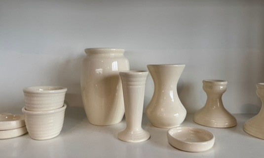 Bauer Pottery Bauer Classic Ringware Trumpet Bud Vase Gloss White - 6"