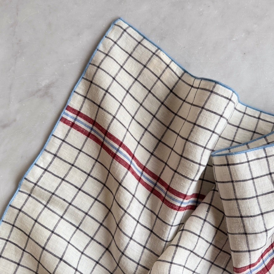 Checkered Linen Kitchen Towel (70cm x 45cm)- Red