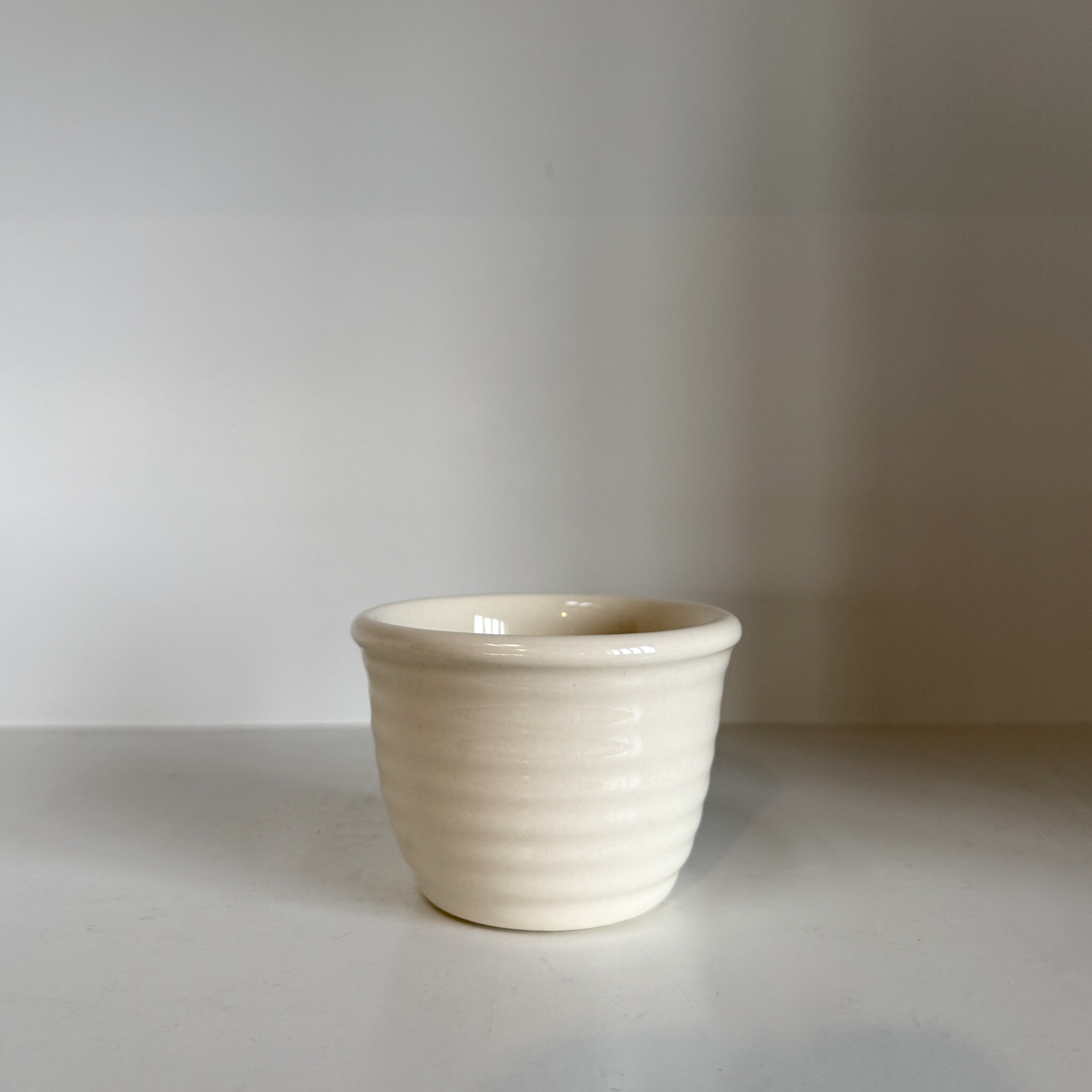 Bauer Classic Custard Cup Gloss White - 5oz