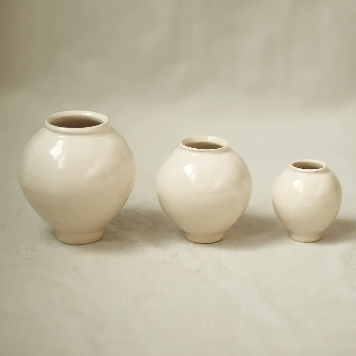 Trio of Jay Mini Moon Jar Ceramic Vases 6cm 7cm 8cm