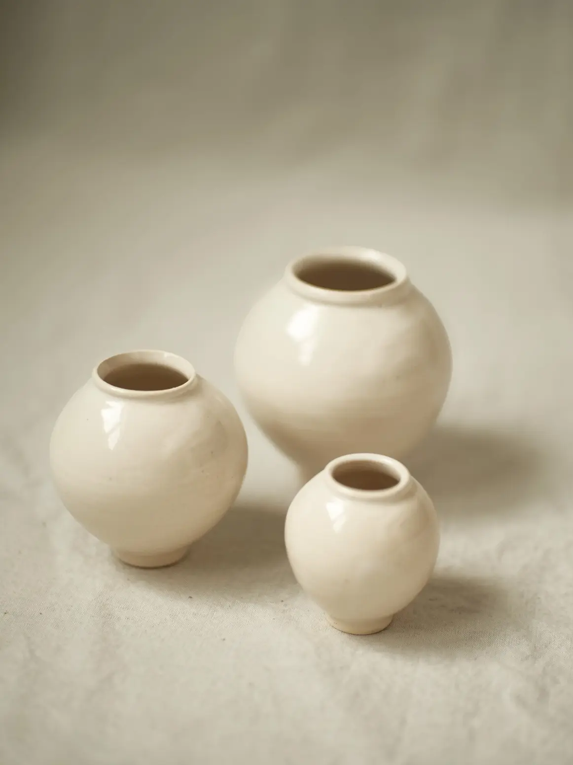 Trio of Jay Mini Moon Jar Ceramic Vases 6cm 7cm 8cm