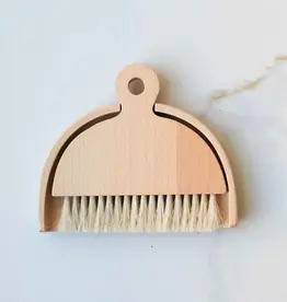 Nesting Beech Table Tampico Brush + Pan Set