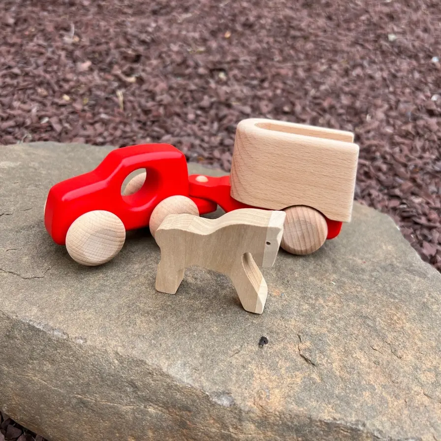 Bajo Red Car with Horse