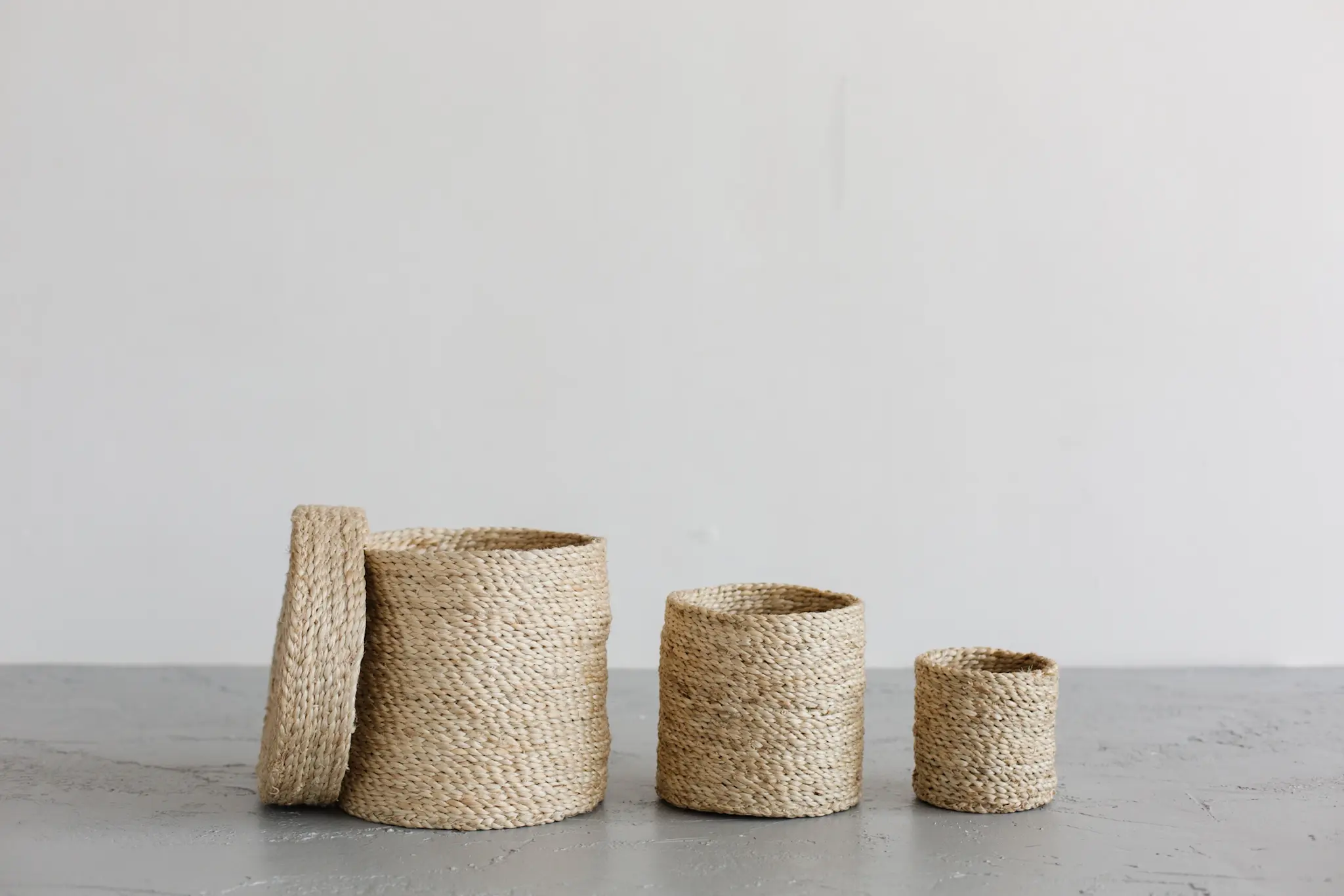 Trio of Small Round Jute Tray Baskets with Lids 5" to 9" D