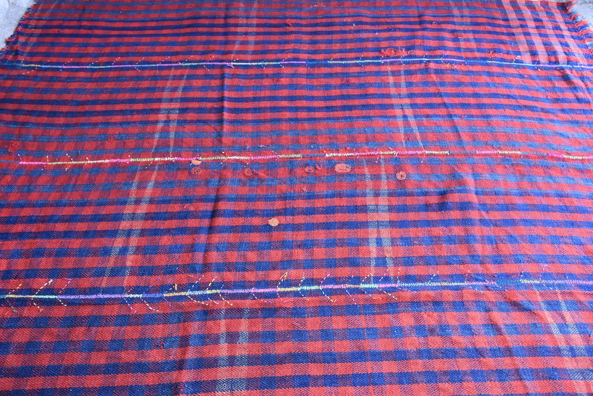 VINTAGE RUGS Vintage Thin Flatweave Bright Red & Blue Check Rug or Bed Cover - 6.5 x 8.2