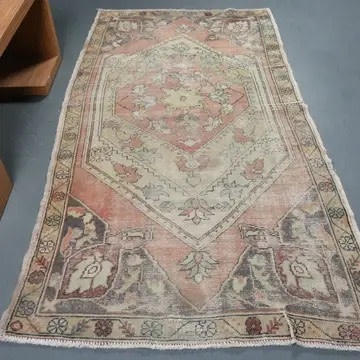 VINTAGE RUGS Vintage Turkish Wool Orange & Beige Geometric Rug - 4.2 x 7.9