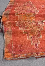 VINTAGE RUGS Vintage Red, Pink & Orange Geometric Oushak Runner Rug - 3 x 9.2