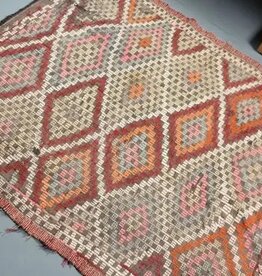VINTAGE RUGS Vintage Turkish Red & Beige Kilim Rug - 4.2 x 5.2