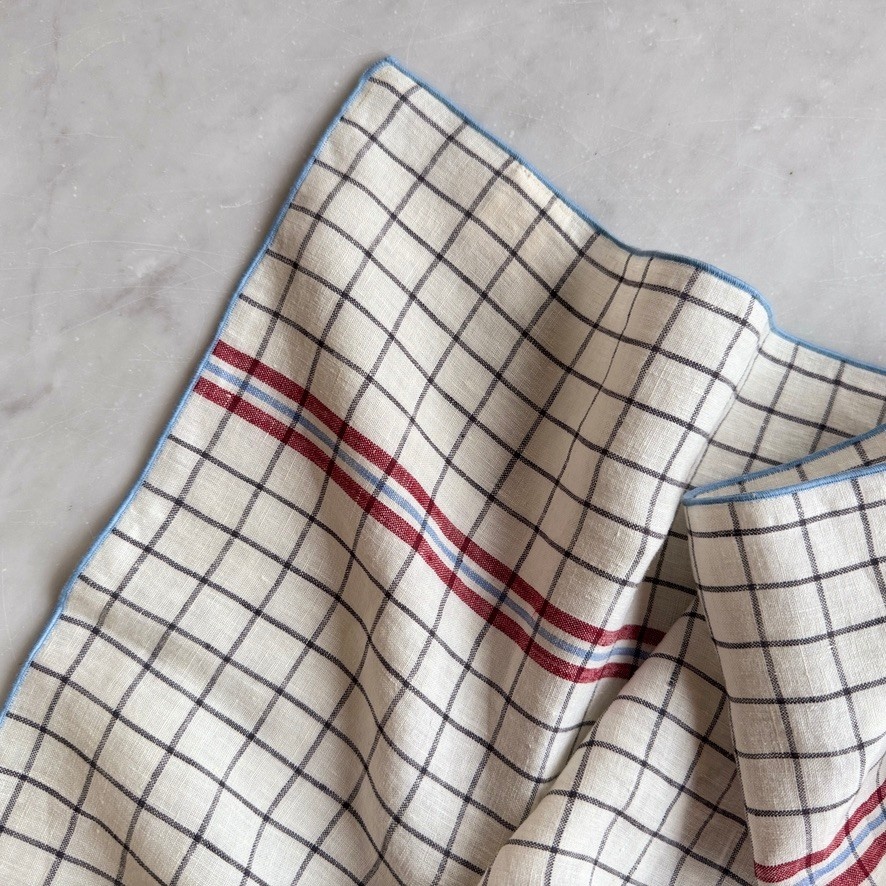 Checkered Linen Napkin Red - 10"