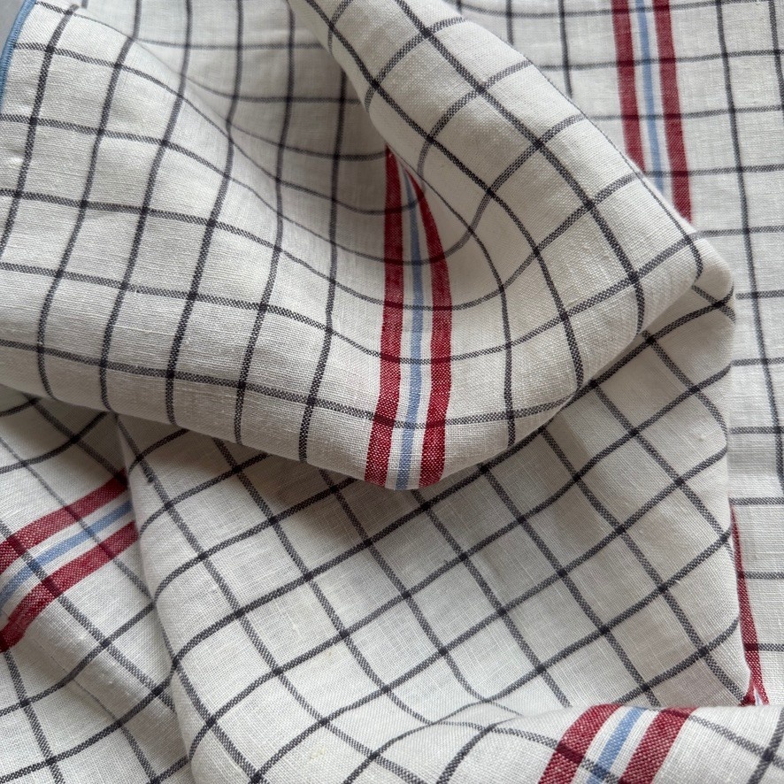 Checkered Linen Napkin Red - 10"