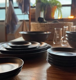 Alongu Alongu Plate Tenmoku Brown -7"