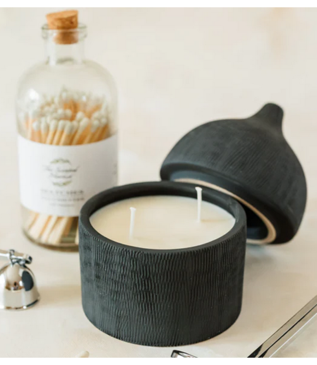 The Scented Market Clay 2 Wick Candle - Black
