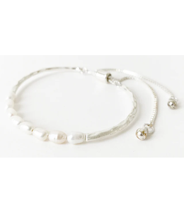 Caracol Adj Bracelet w/Pearls & Metal - Silver